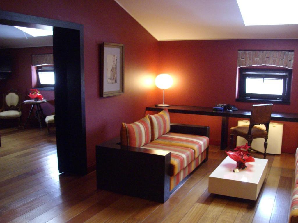 מלון סמוקוב Kokoshkovata Boutique House חדר תמונה